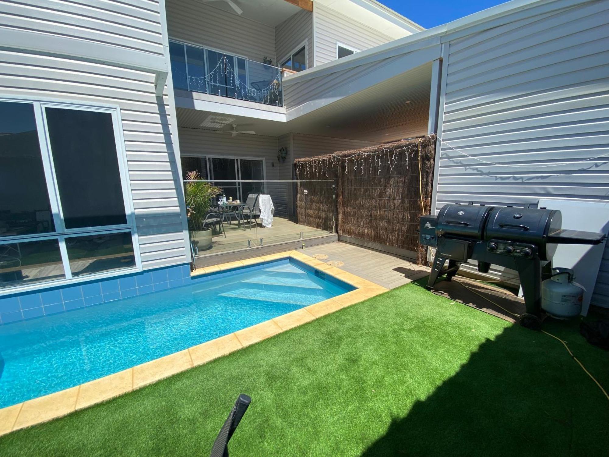 Sols Place Boutique Pool Villas คาร์ลแบร์รี ห้อง รูปภาพ